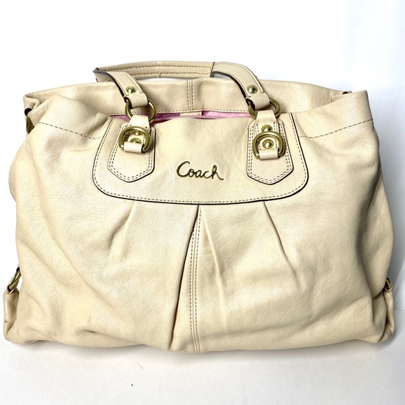Coach Handbags - Auth COACH Ashley Leather Carryall F15513 Beige